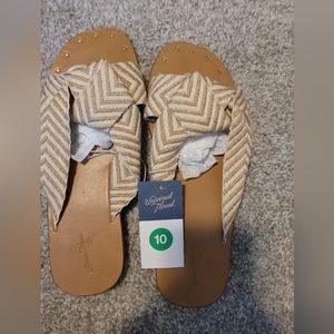 NEW Women's Louise Chevron Print Knotted Slide Sandals - Universal Thread Tan 10